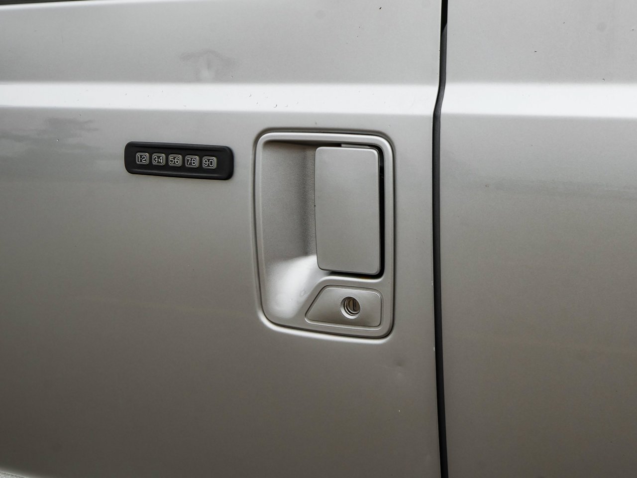 2011 Ford Super Duty F-350 4WD Crew Cab 156 Lariat Grey Sherwood Park - photo #10