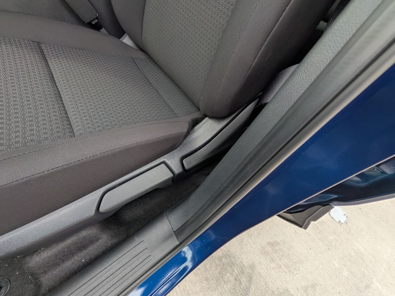Nissan Kicks KICKS S 2026 Bleu foncé nacré Châteauguay - photo #20