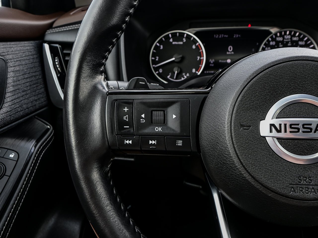2021 Nissan Rogue AWD SV Black Sherwood Park - photo #21