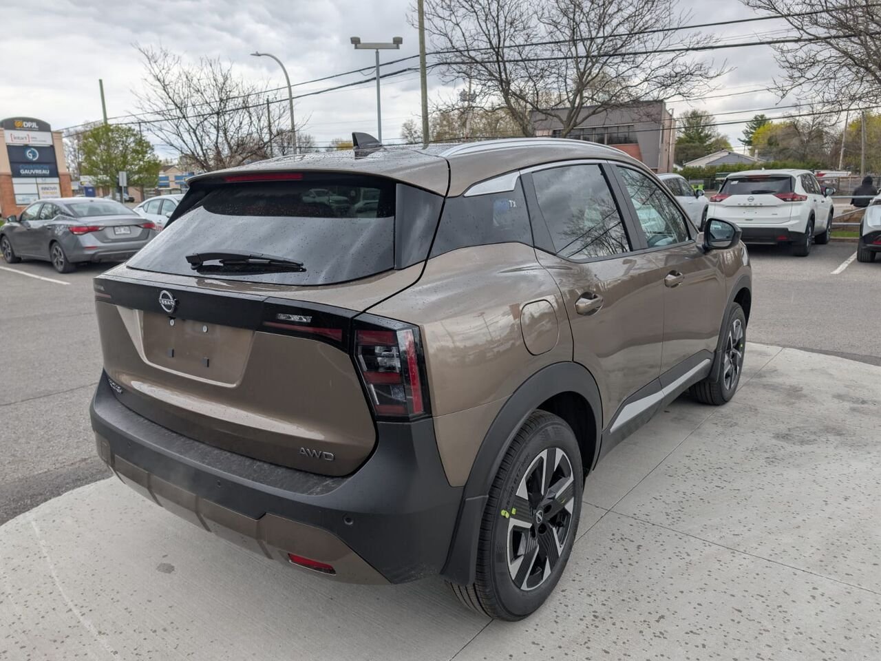 NISSAN Kicks KICKS SV PRIVIL GE 2026 Bronze canyon métallisé Châteauguay - photo #9