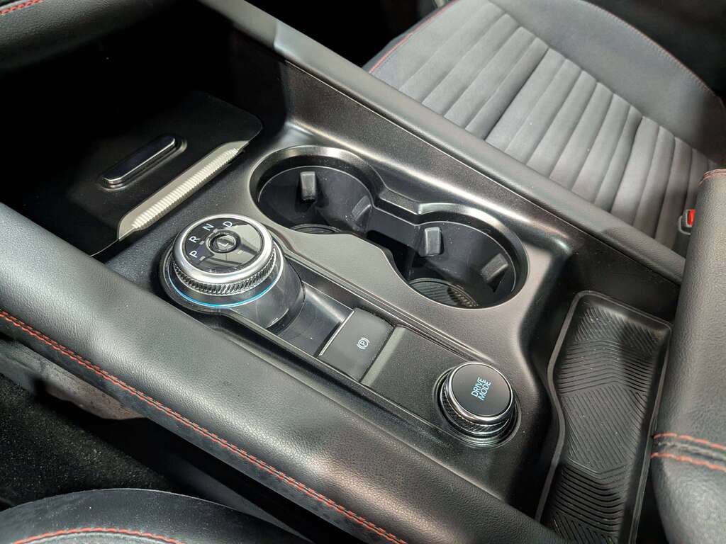 2025 Ford Explorer ST-Line 4WD Black Val-David - photo #32