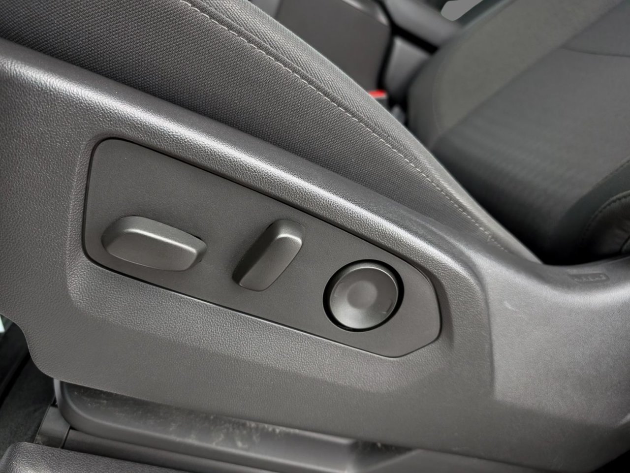 GMC Sierra 1500 SLE 2023 ROUGE Granby - photo #9