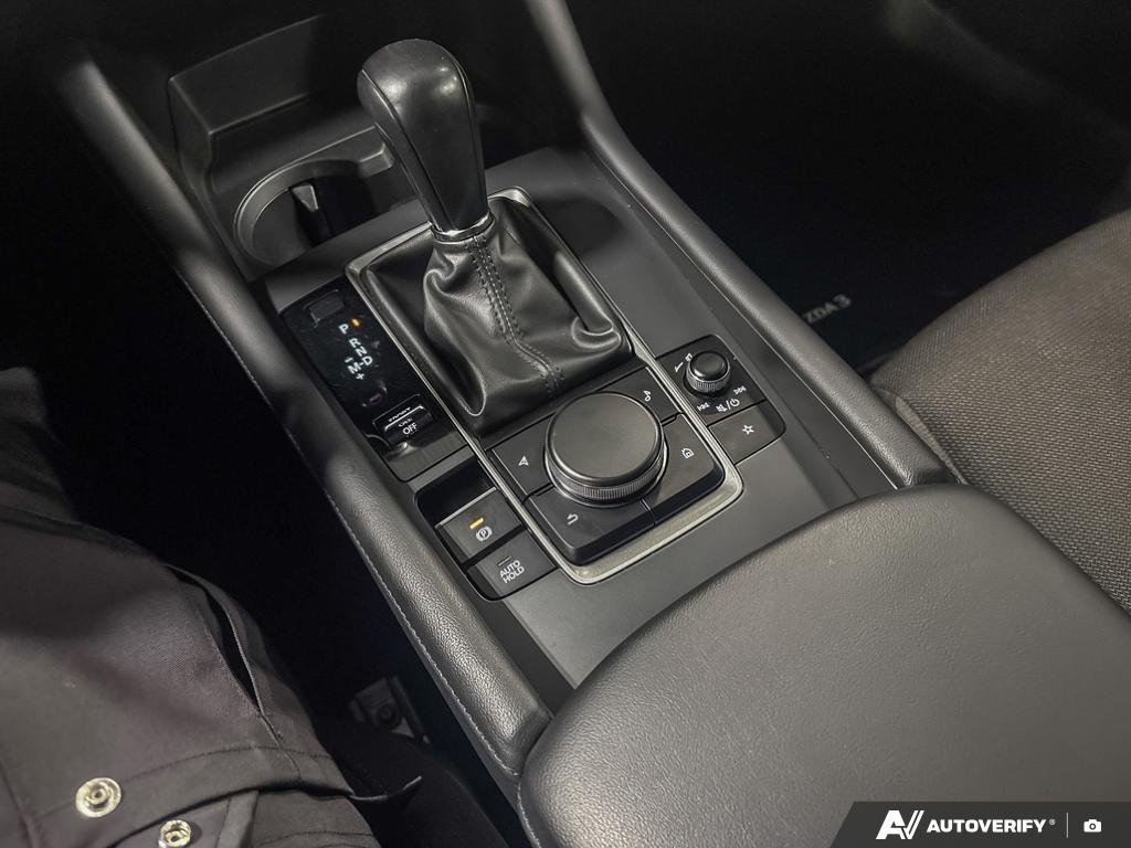 2022 Mazda Mazda3 Sport 2600539B | GS Grey Edmonton - photo #17