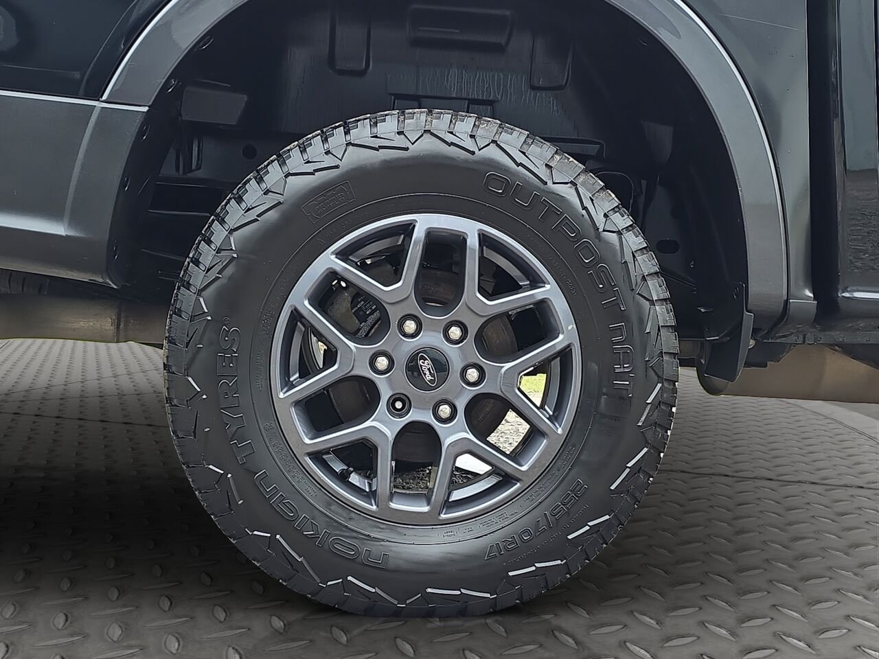 Ford Ranger XLT cabine SuperCrew 4RM caisse de 5 pi 2024 Noir Val-David - photo #25