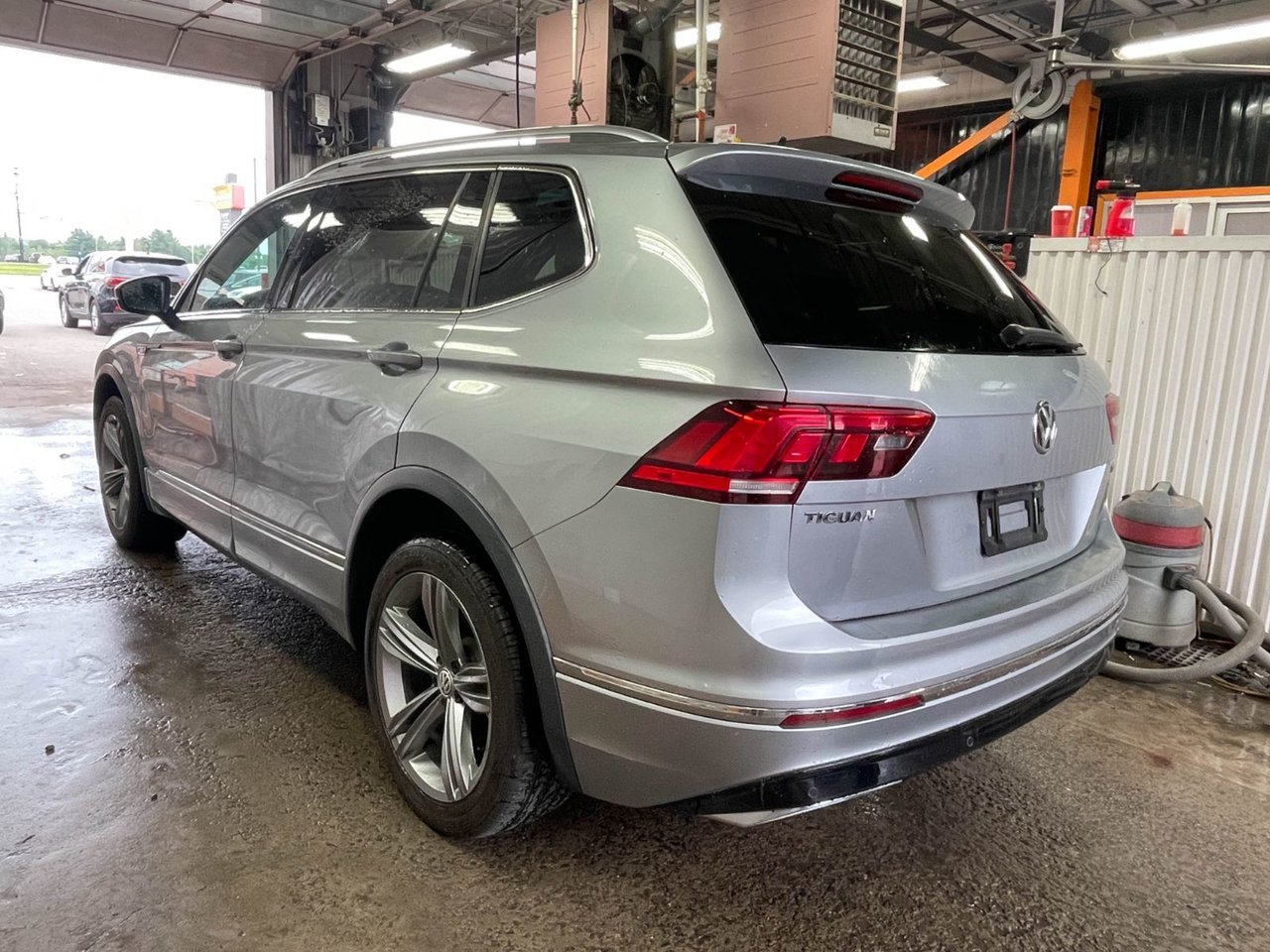 Volkswagen Tiguan HIGHLINE 4MOTION *TOIT* NAV CUIR FENDER CARPLAY 2020 Gris Saint-Jérôme - photo #7