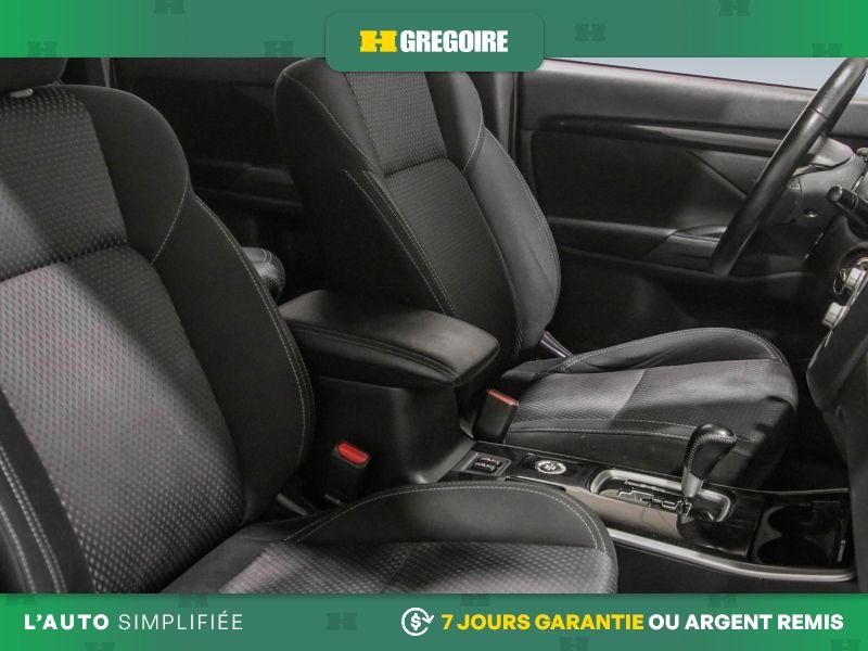 Mitsubishi Outlander 820393 | ES AUTO A/C MAGS CAM RECUL BLEUTOOTH 2020 Gris Laval - photo #27