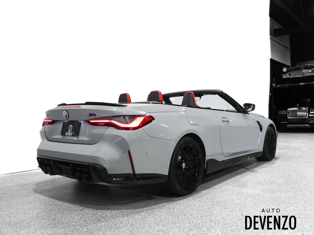 BMW M4 2023 Gris Saint-Eustache - photo #5