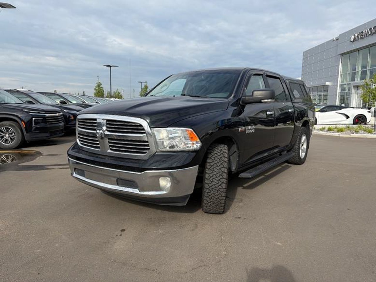 2017 Ram 1500 4WD Crew Cab 140.5 SLT Green Sherwood Park - photo #2