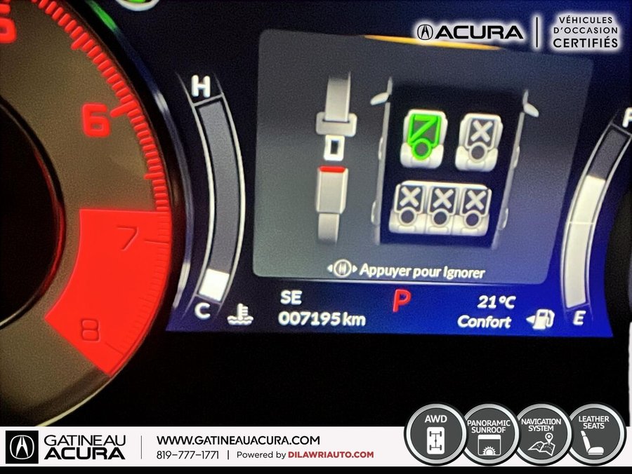 Acura RDX *** UN PROPRIO + CLEAN CARFAX + BAS KILOMÉTRAGE*** 2024 Noir