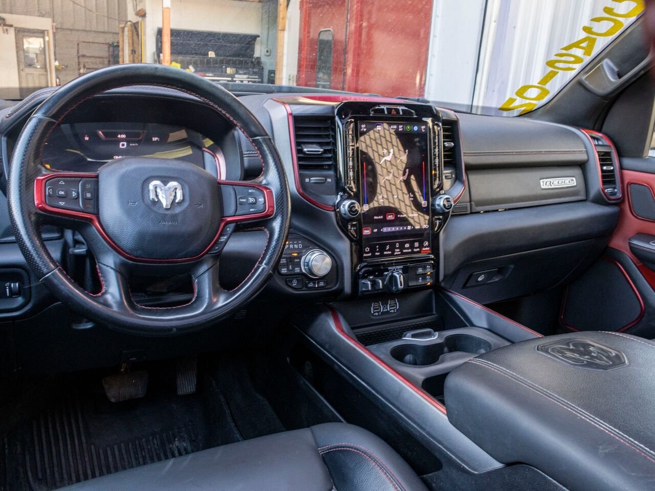 Ram 1500 Rebel cabine d'équipe 4x4 caisse de 5 pi 7 po 2023 Gris Châteauguay - photo #6