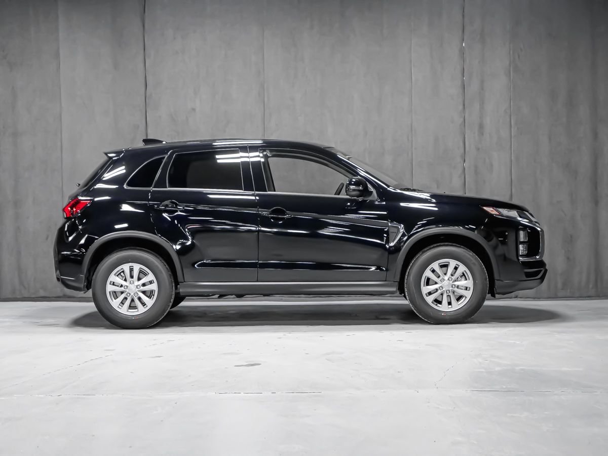 Mitsubishi RVR SE 2026 Noir Labrador Montréal - photo #5