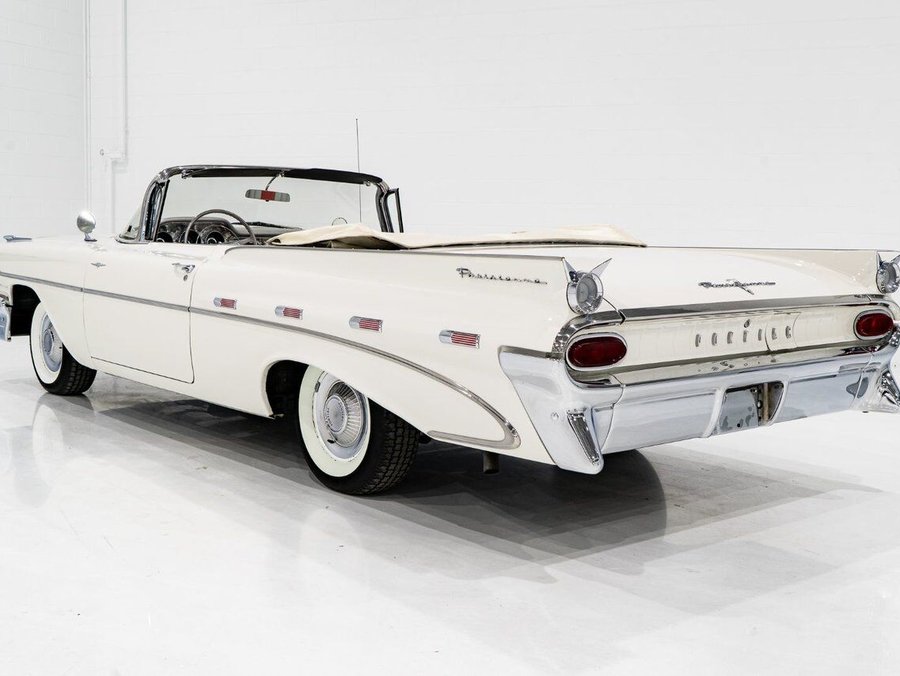 1959 Pontiac PARISIENNE 1959 White