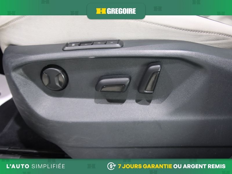 2021 Volkswagen Tiguan White Blainville - photo #20