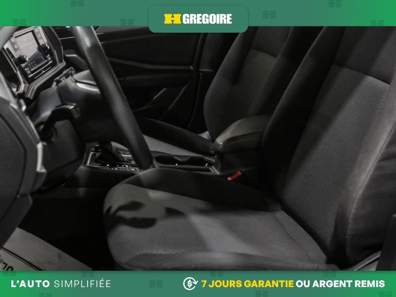 Volkswagen Jetta 821301 | Comfortline AUTO A/C GR ELECT MAGS CAM RECUL BLUET 2019 Rouge Laval - photo #13