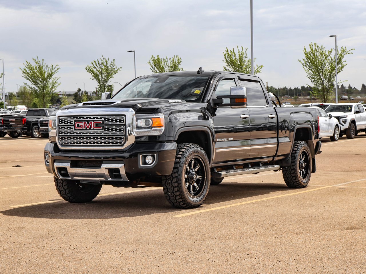 2019 GMC Sierra 3500HD 4WD Crew Cab 153.7 Denali Black Sherwood Park - photo #3