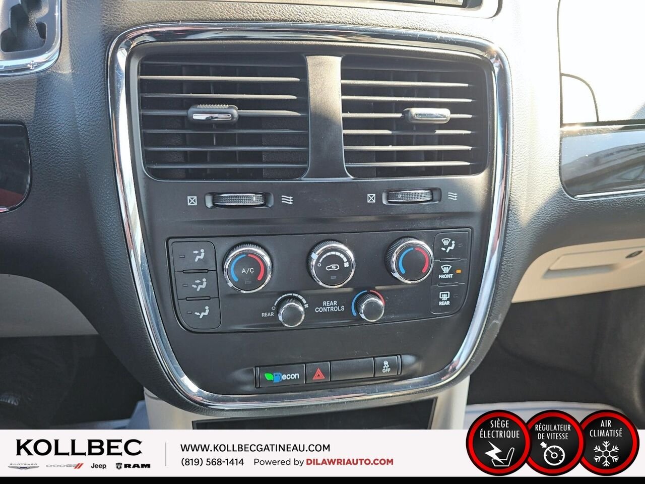 2017 DODGE GRAND CARAVAN SXT Premium Plus Red Ottawa & Gatineau - photo #5