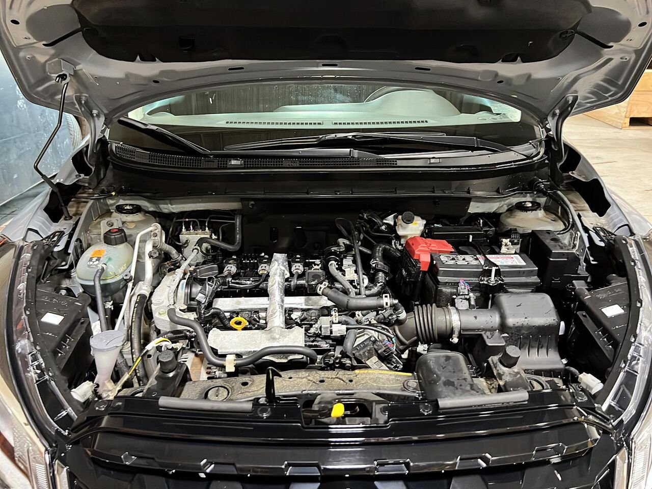Nissan KICKS PLAY SV TA 2025 Gris Québec - photo #7