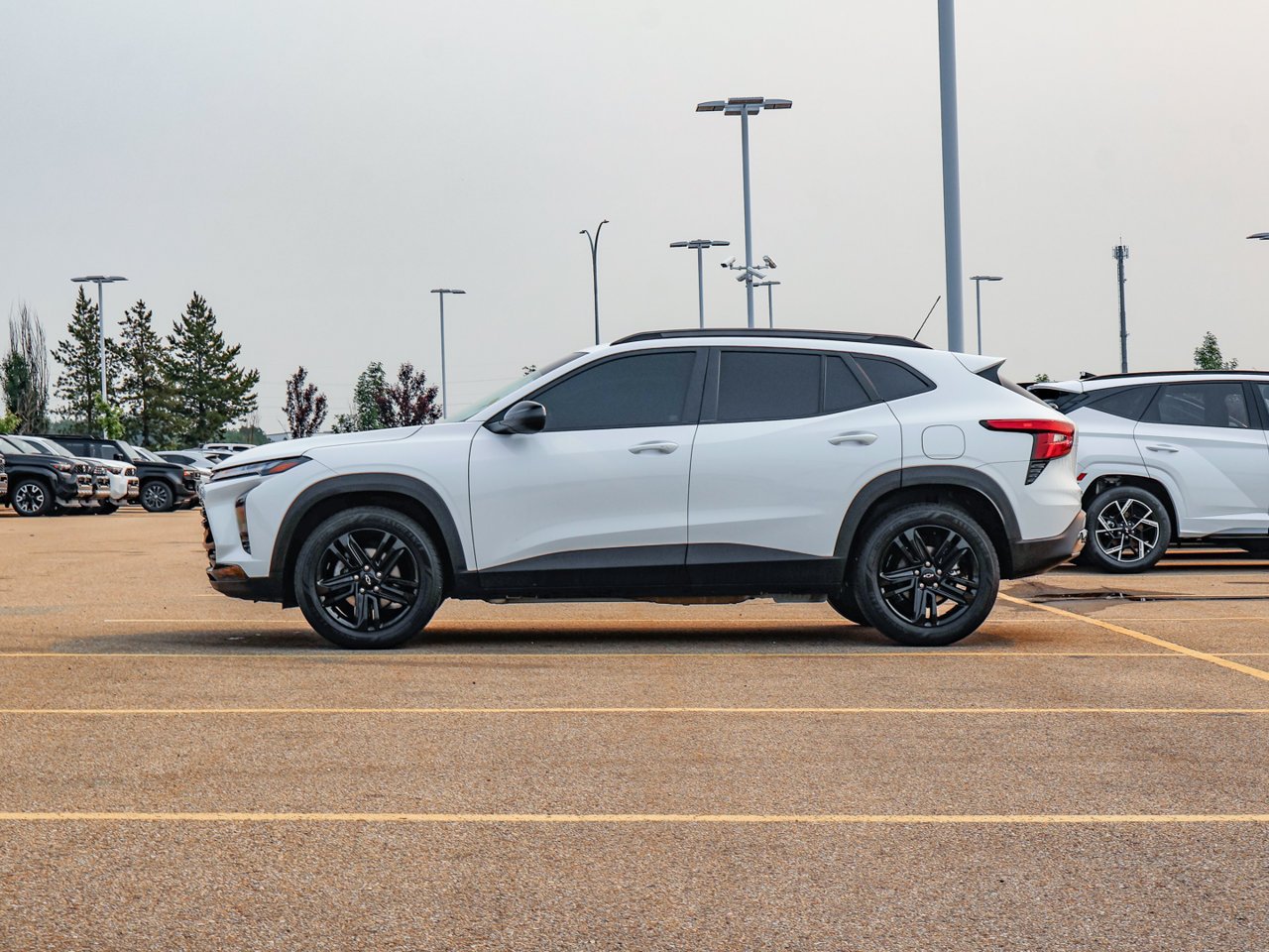 2025 Chevrolet Trax FWD 4dr ACTIV White Sherwood Park - photo #4
