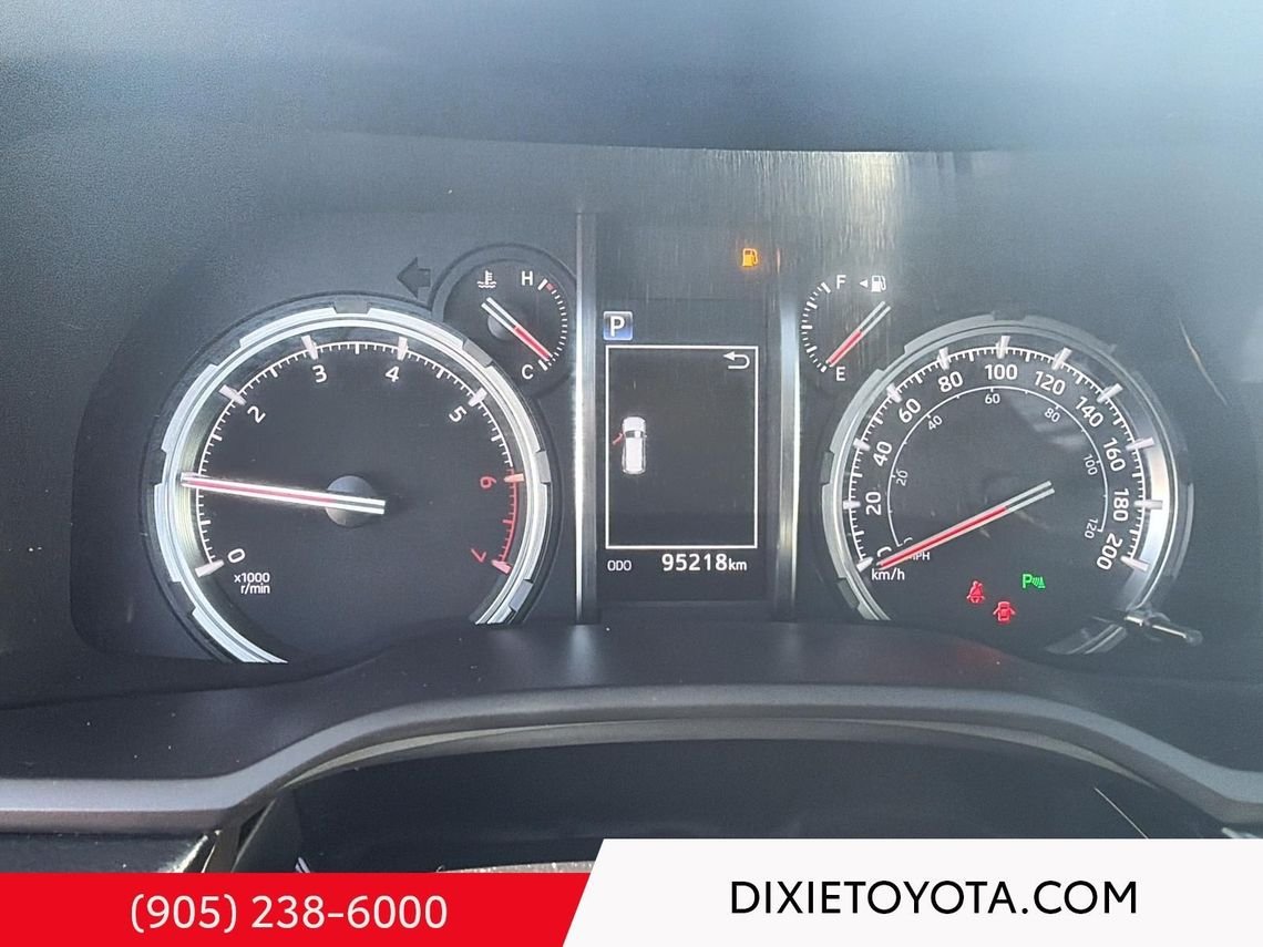 2021 Toyota 4Runner Power Sunroof, Leather Interior, Heated Seats, Alloy Wheels, Heated Steering Wheel, Running Boards, Bluetooth Midnight Black Metallic Mississauga - photo #28