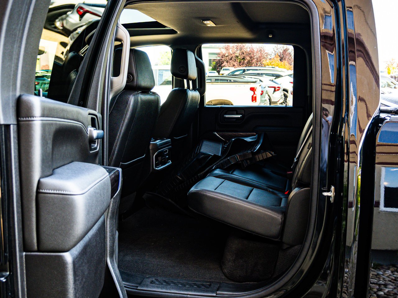 2022 Chevrolet Silverado 2500HD 4WD Crew Cab 159 LTZ Black Sherwood Park - photo #31