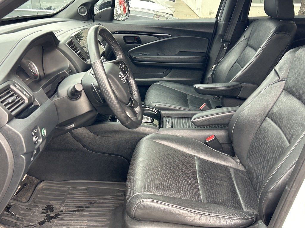 2023 Honda Passport Touring White Gatineau - photo #10