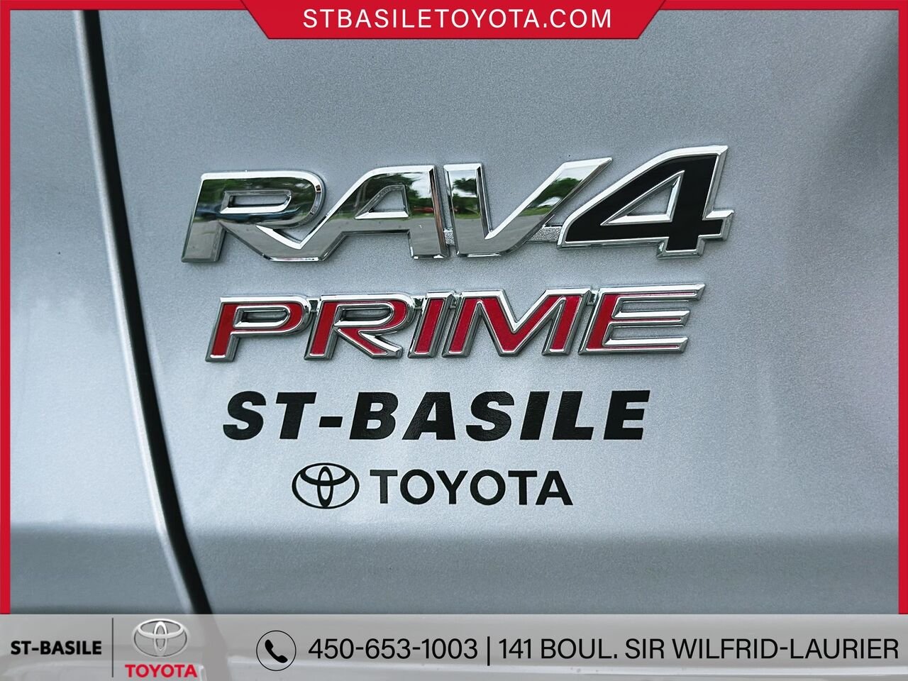 Toyota RAV4 PRIME 2023 Ciel argent métallisé avec toit noir Saint-Basile-le-Grand - photo #5