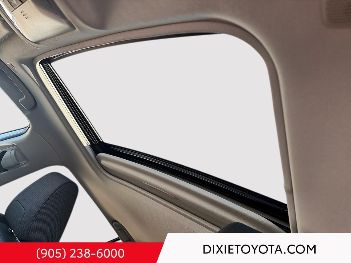 2024 Toyota RAV4 Power Sunroof, Heated Seats, Alloy Wheels, Heated Steering Wheel, Bluetooth White Mississauga - photo #20