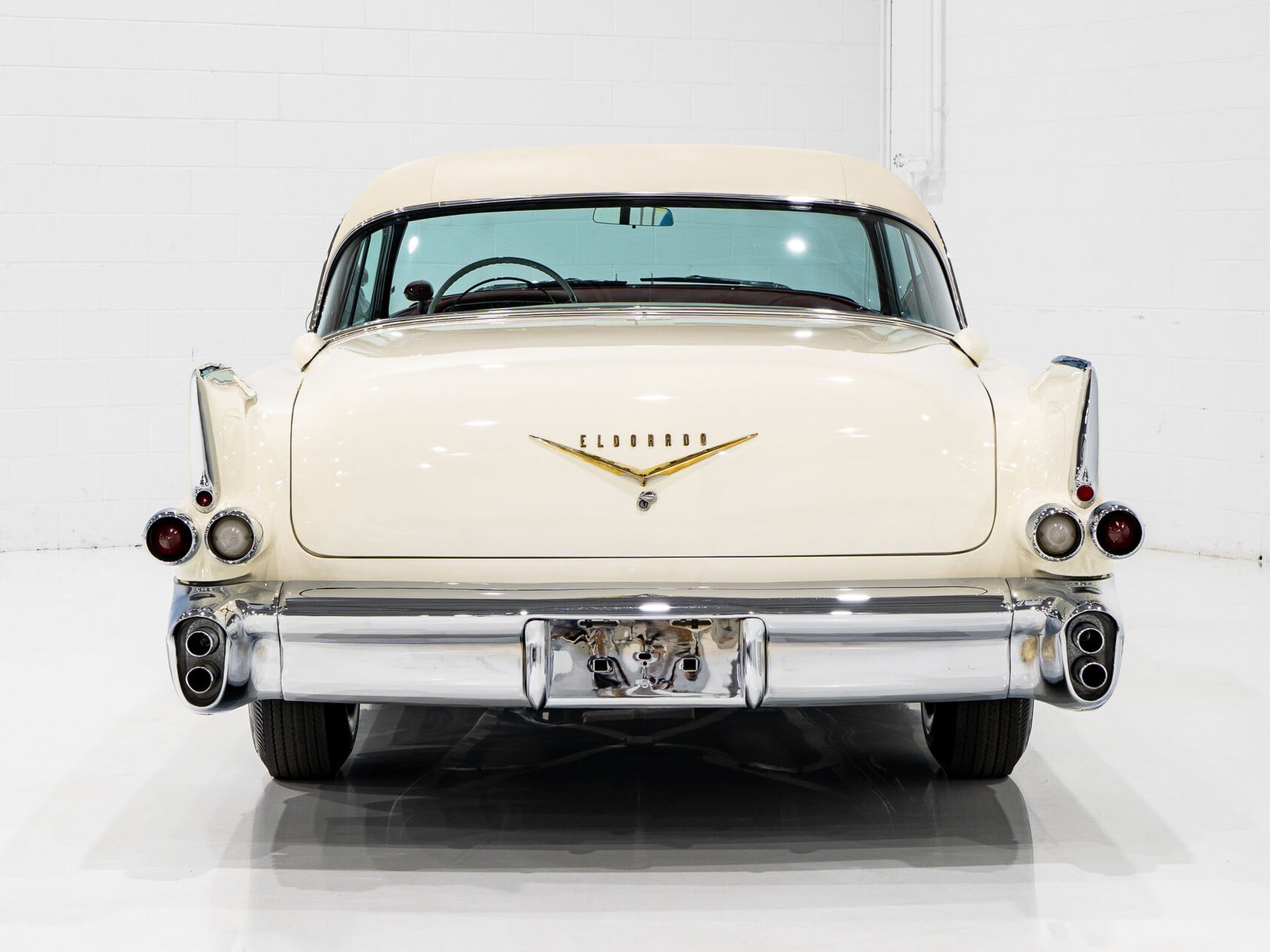 1956 Cadillac Eldorado Seville With Factory A/C | PRIX EN USD White Montreal - photo #23