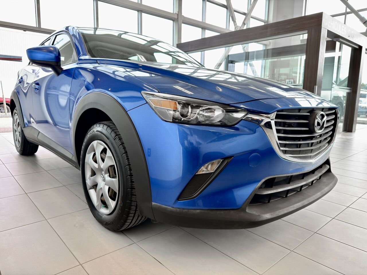 2017 Mazda CX-3 Blue Notre-Dame-des-Prairies - photo #5
