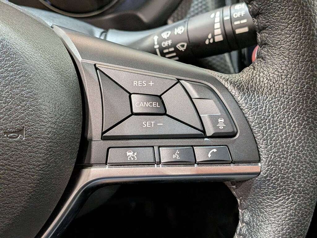 Nissan Kicks SV FWD 2024 Noir Val-David - photo #15