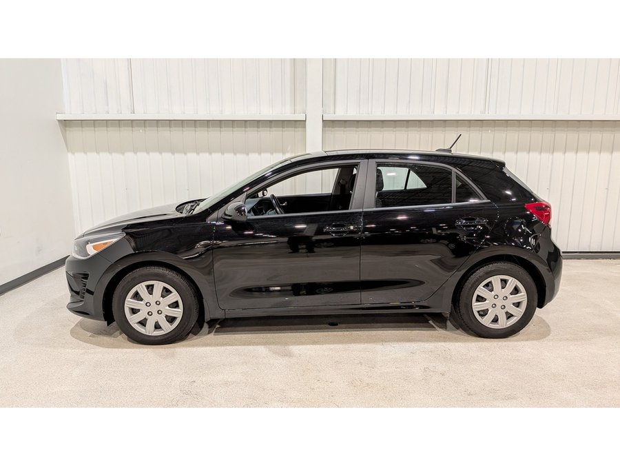 Kia Rio 5-door LX+ Manual *Ltd Avail* 2023 Noir