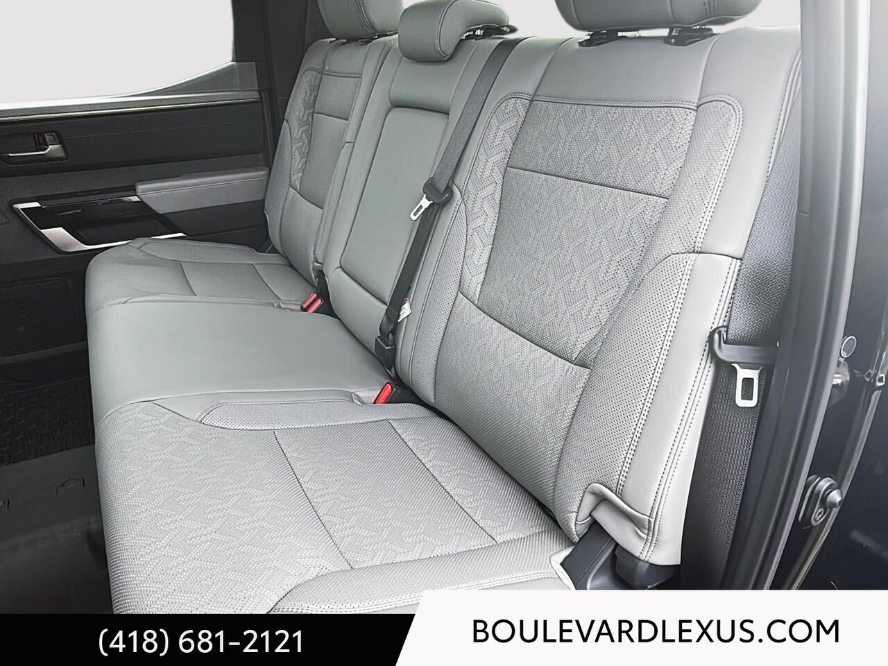 Toyota Tundra 19853A 2025 Noir Québec - photo #16