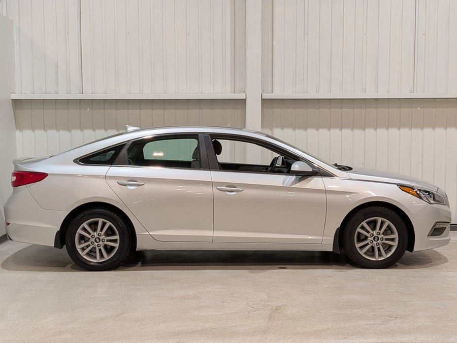Hyundai Sonata 4dr Sdn 2.4L Auto GL 2015 Argent