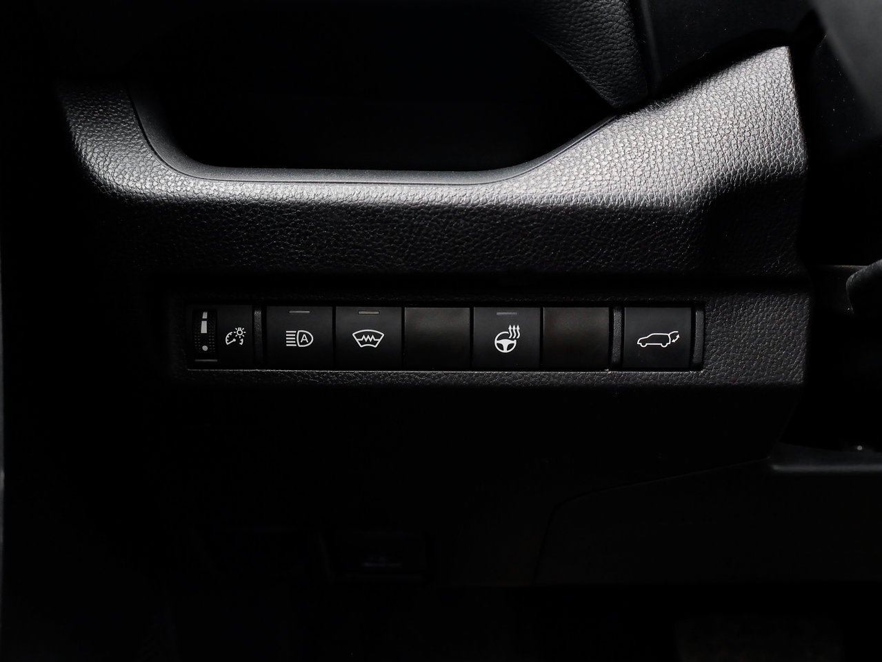 2024 Toyota RAV4 XLE AWD Black Sherwood Park - photo #18