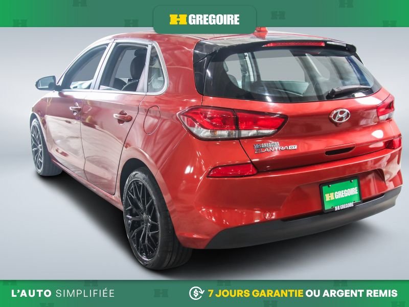 2020 Hyundai Elantra Red Laval - photo #4