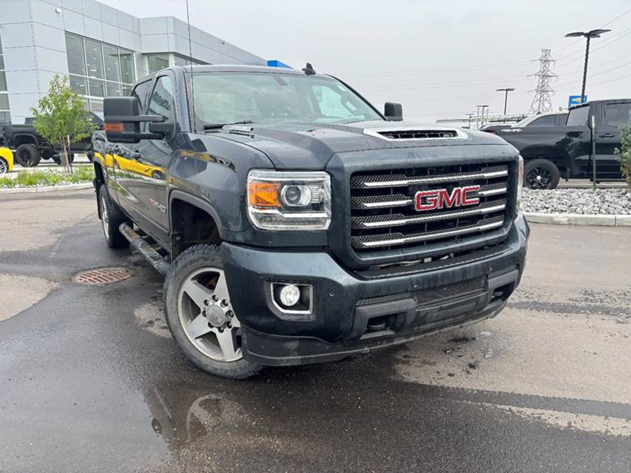 2019 GMC Sierra 2500HD 4WD Crew Cab 153.7 SLT Grey Sherwood Park - photo #1