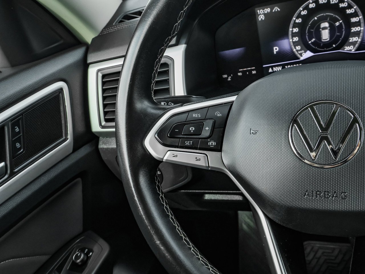 2022 Volkswagen Atlas Comfortline 3.6 FSI 4MOTION Grey Sherwood Park - photo #22