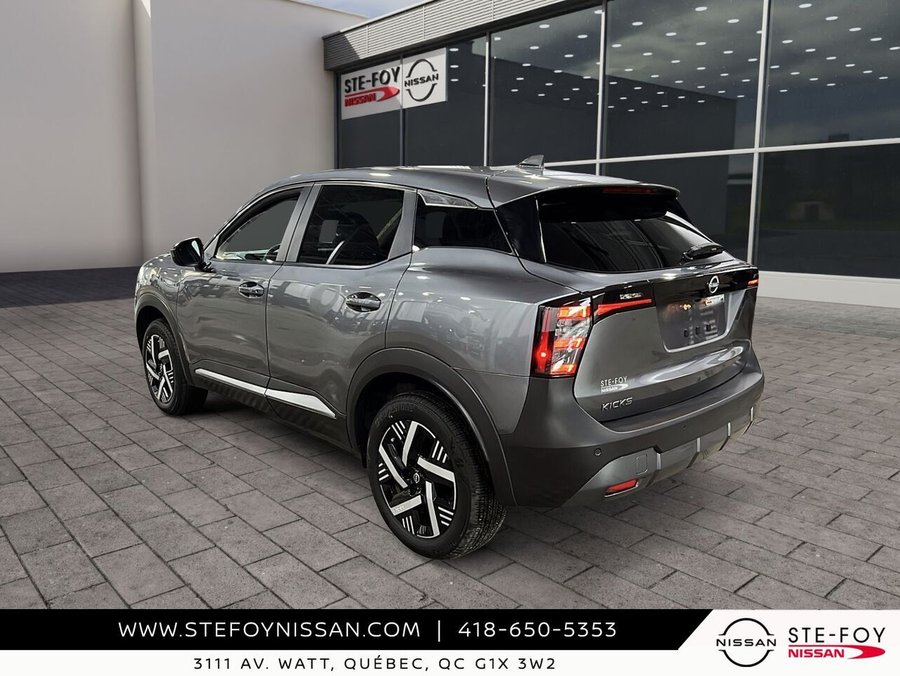 Nissan Kicks S6631 2025 Gris