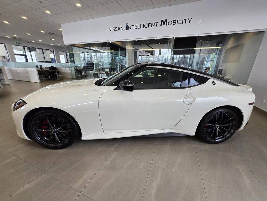 2025 Nissan Z 2025