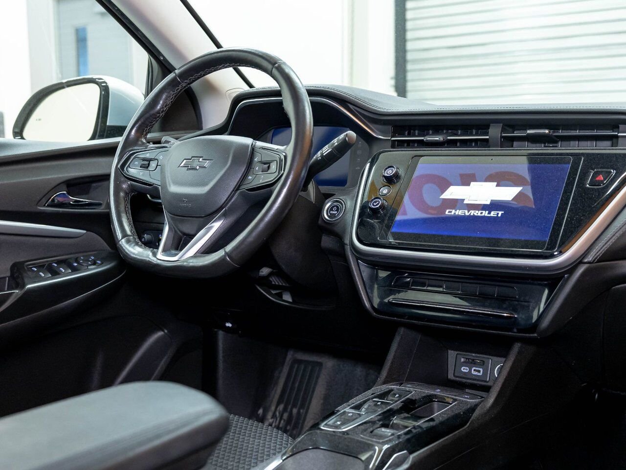 2022 Chevrolet Bolt EUV LT *CHARGE RAPIDE* SIEGES / VOLANT CHAUF *CARPLAY Silver Saint-Jérôme - photo #23