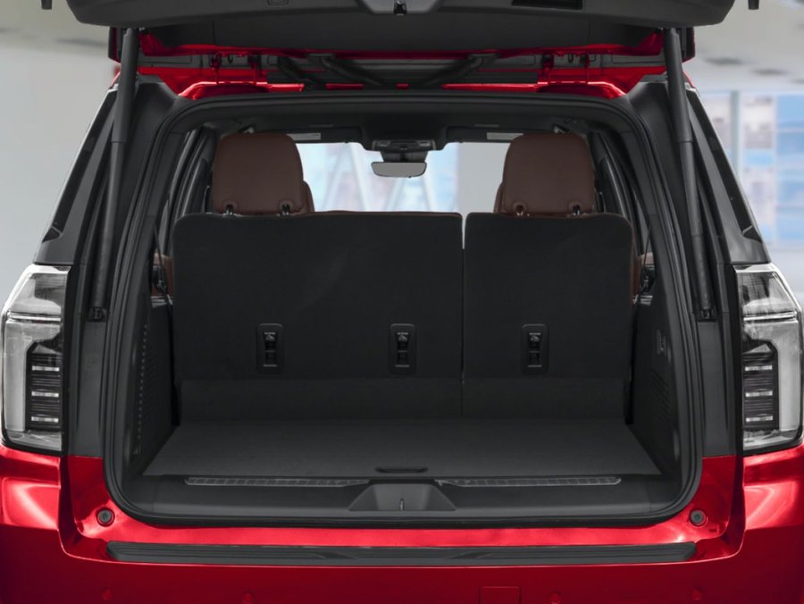 2026 CHEVROLET SUBURBAN 2026 White