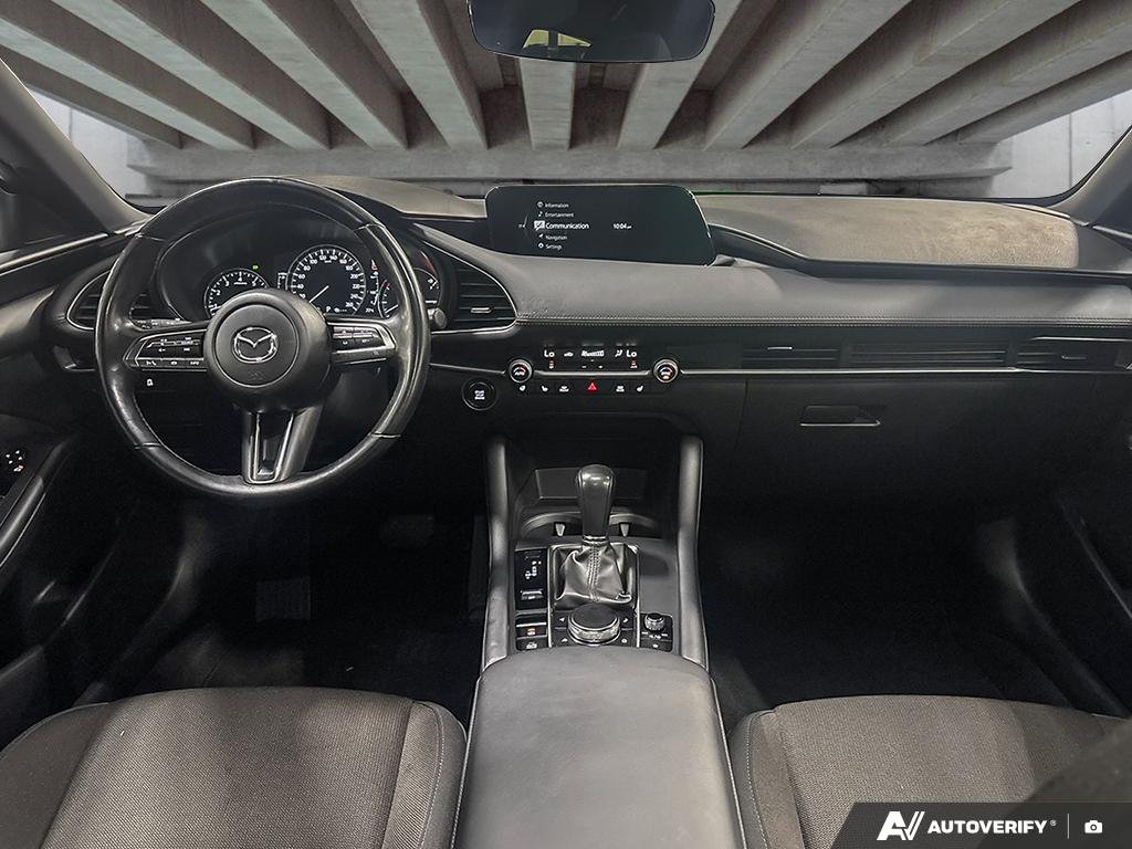 2022 Mazda Mazda3 Sport 2600539B | GS Grey Edmonton - photo #23