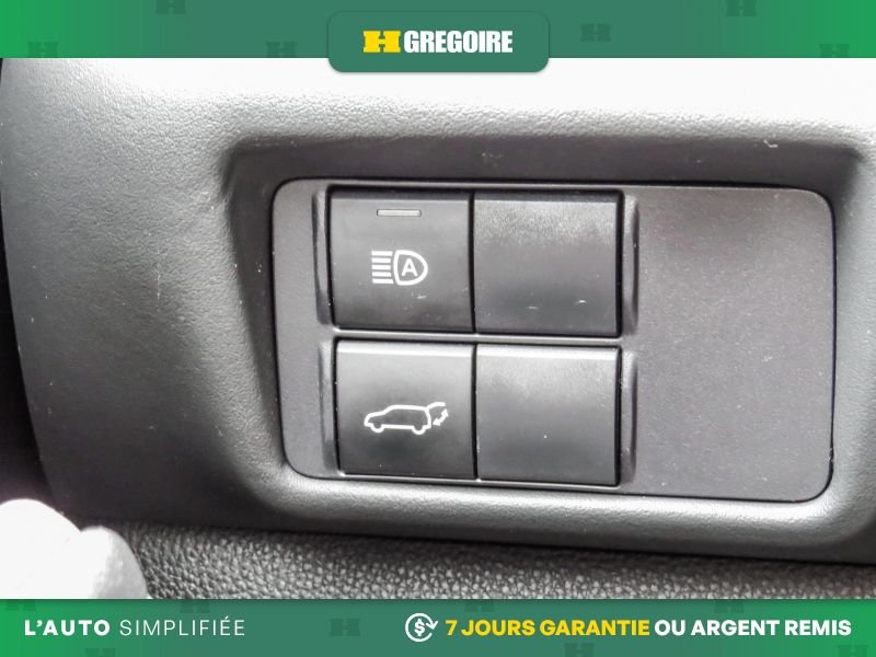 2021 Toyota Highlander White Saint-Eustache - photo #22