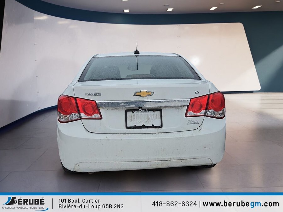 2015 Chevrolet CRUZE 2015 White