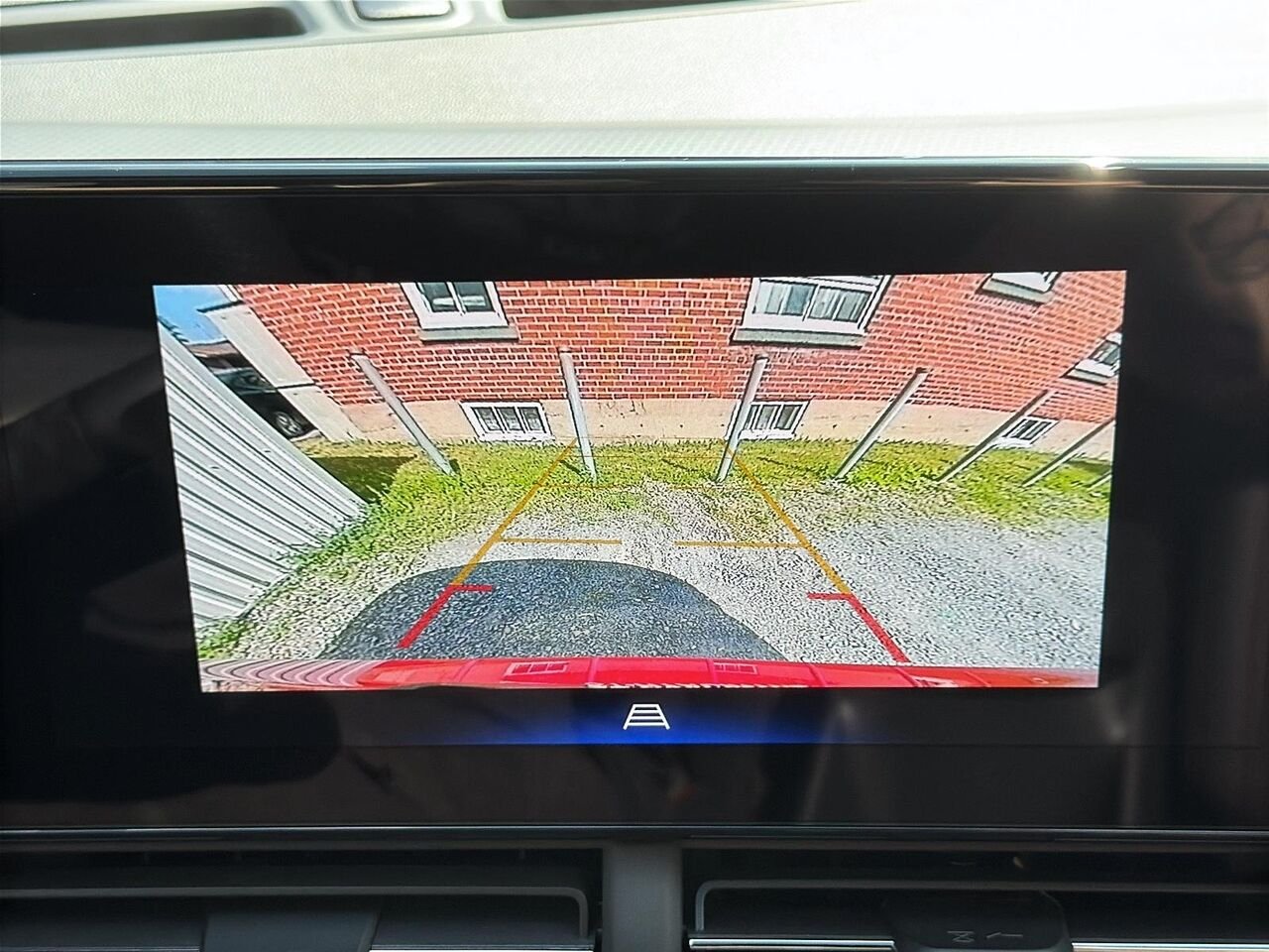 Chevrolet Trax 2RS 4 portes TA 2026 Rouge sommet Saint-Hyacinthe - photo #14