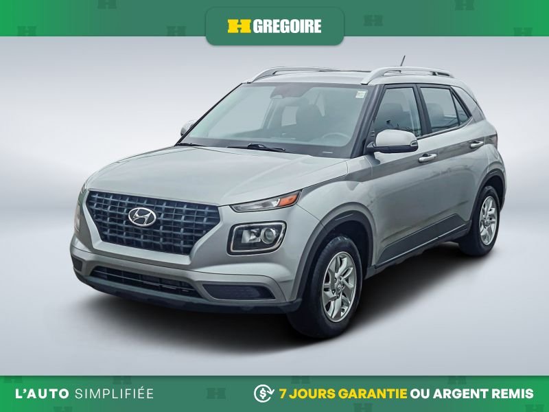 2024 Hyundai Venue Silver Saint-Eustache - photo #2