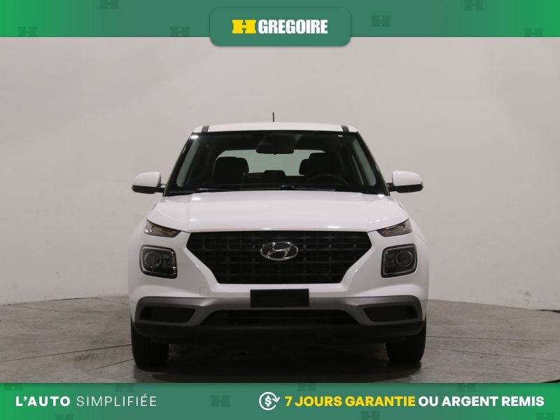 2024 Hyundai Venue White Blainville - photo #1