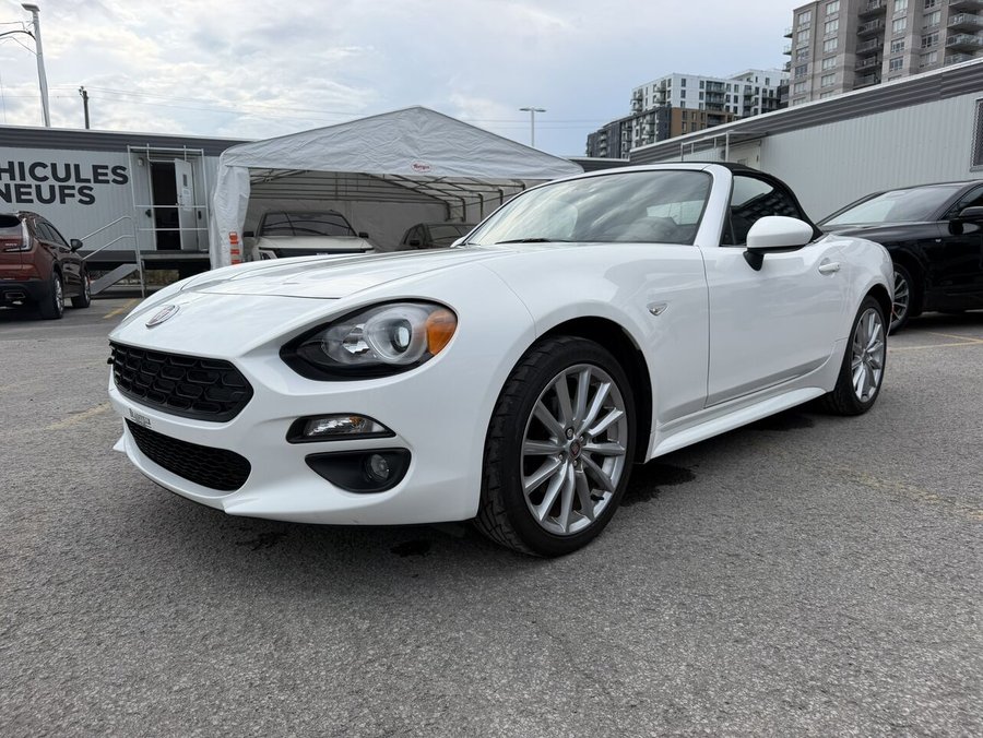 2017 FIAT 124 Spider 2017 White