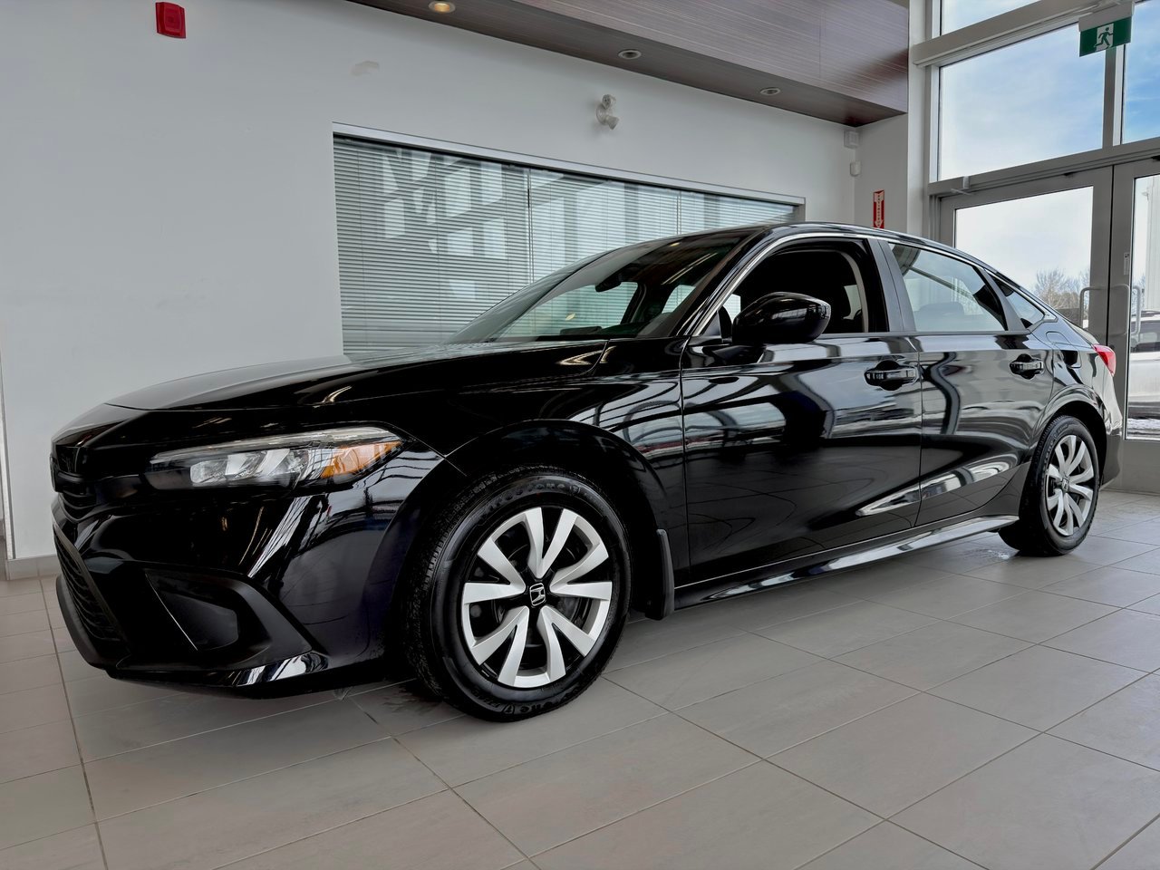 Honda Civic Sedan 2024 Noir Notre-Dame-des-Prairies - photo #30