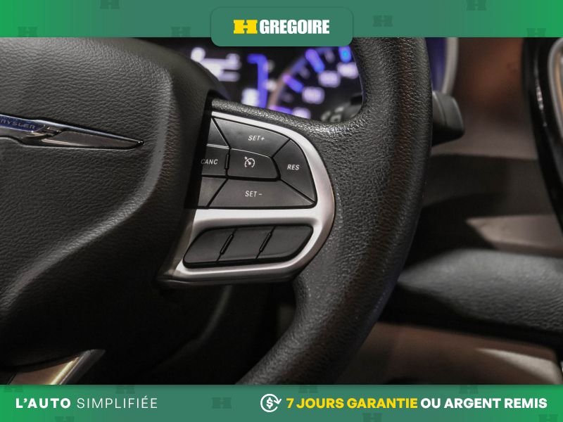 Chrysler Grand Caravan 2021 Noir Saint-Eustache - photo #19
